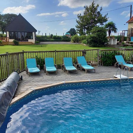 La Gasteboisiere With Swimming Pool And Games Room Le Mesnil-Adelee Exteriér fotografie