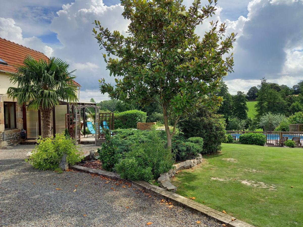 La Gasteboisiere With Swimming Pool And Games Room Le Mesnil-Adelee Exteriér fotografie