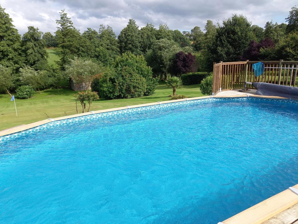 La Gasteboisiere With Swimming Pool And Games Room Le Mesnil-Adelee Exteriér fotografie