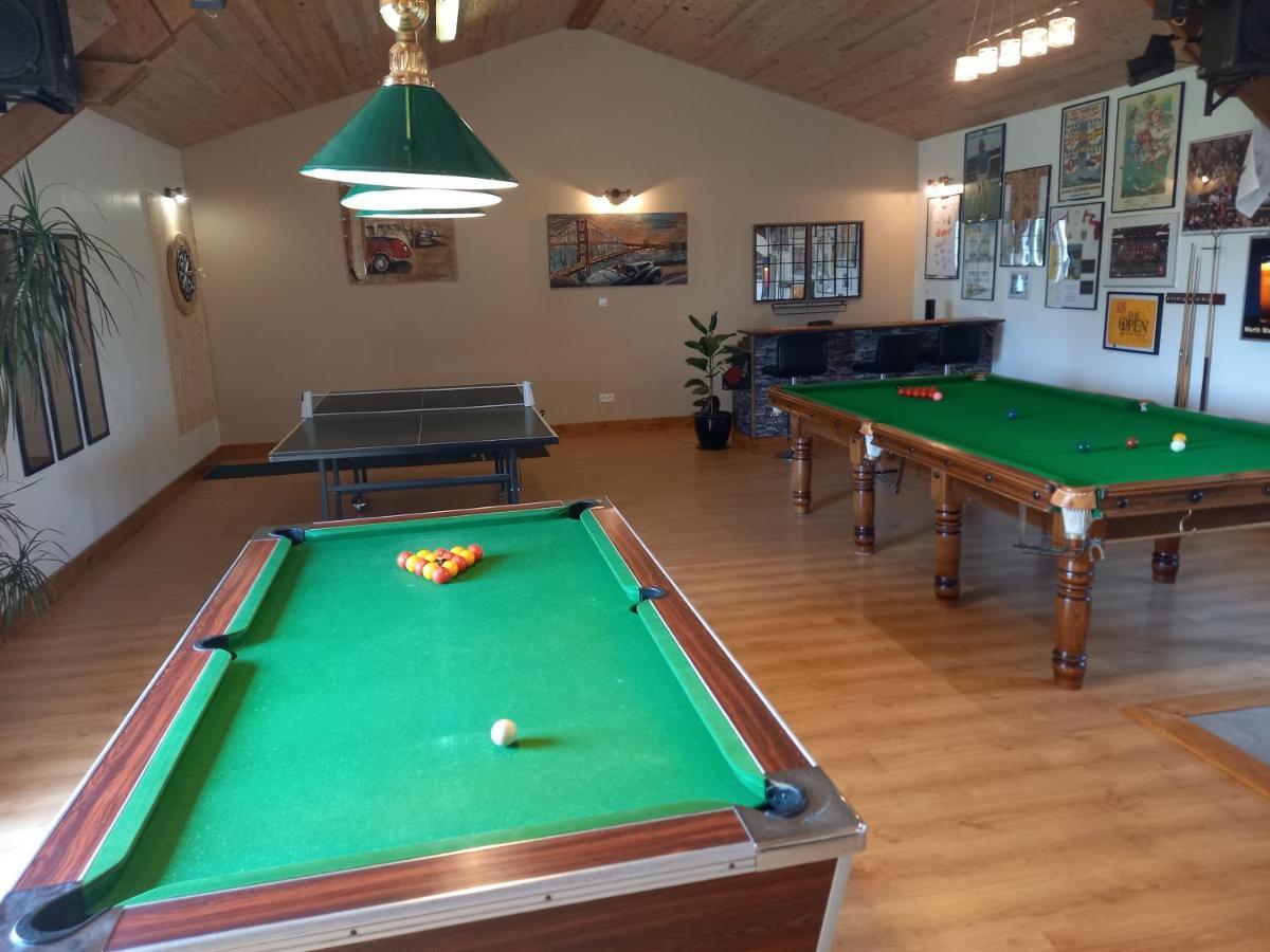 La Gasteboisiere With Swimming Pool And Games Room Le Mesnil-Adelee Exteriér fotografie